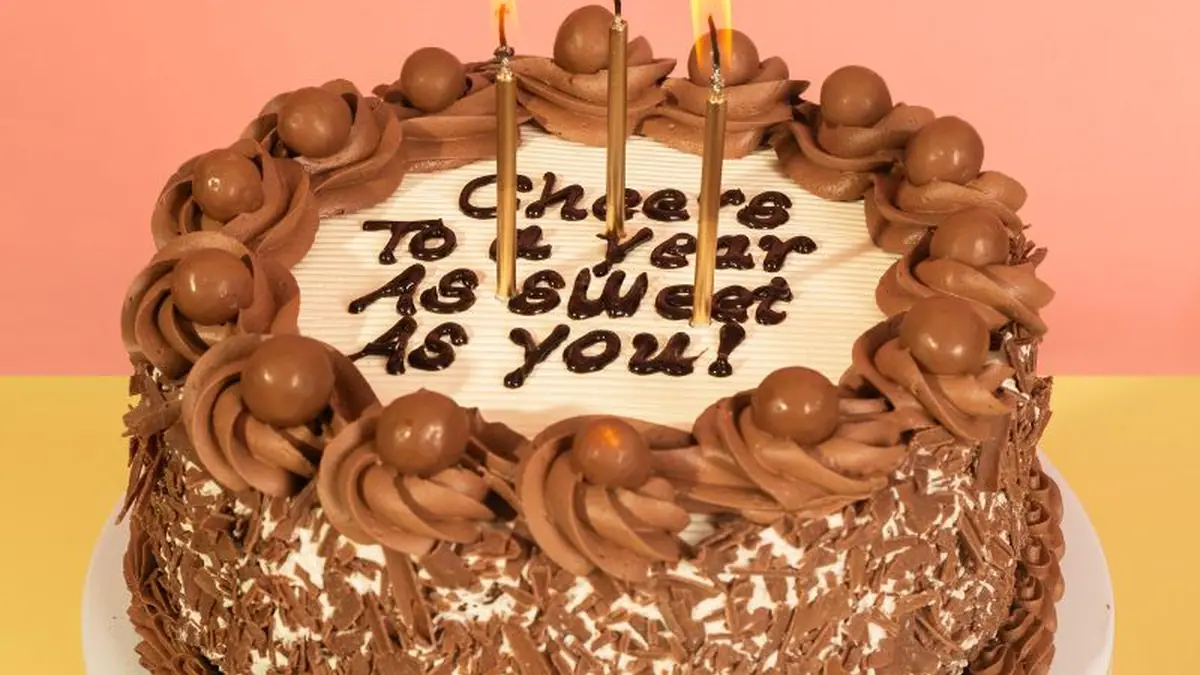 Cake Box – eggless cake shop in Camberley town centre